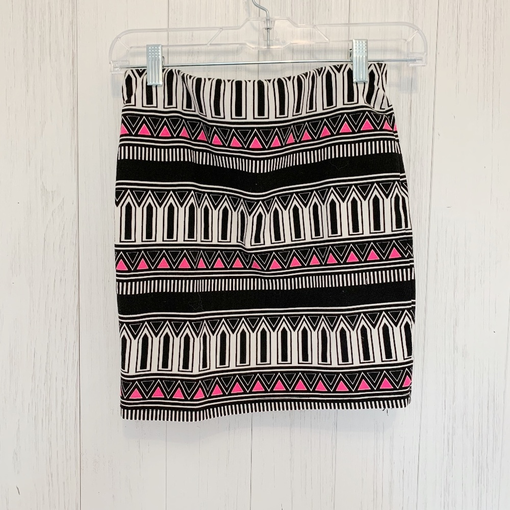 Tally Weijl geometric pencil skirt